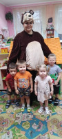🐻Сегодня в группу к малышам в гости пришел Мишка Косолапый!🐻 🐻Сегодня в группу к малышам в гости пришел Мишка Косолапый!🐻.