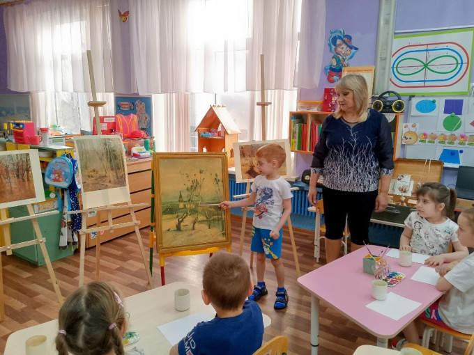 В рамках реализации федеральной инновационной площадки «Картинная галерея» ребята группы «Пчёлки» продолжают знакомиться с творчеством знаменитых художников. В рамках реализации федеральной инновационной площадки «Картинная галерея» ребята группы «Пчёлки» продолжают знакомиться с творчеством знаменитых художников.